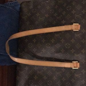 Luis Vuitton handbag
